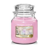 Svíčka Yankee Candle - Snowflake Kisses, střední