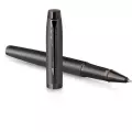 Roller PARKER IM Titanium Monochrome, hrot F - černá náplň Roller PARKER IM Titanium Monochrome, hrot F - černá náplň