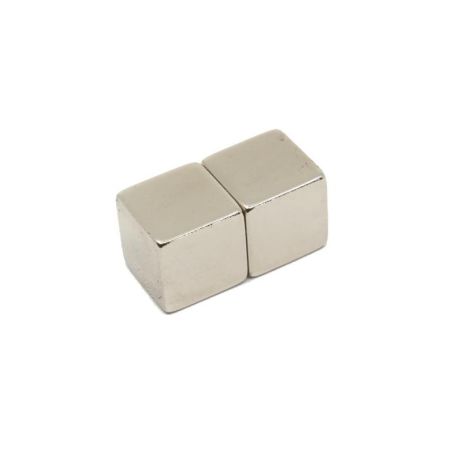 Neodymové magnety 10x10x10 mm RON 860 (2 ks)