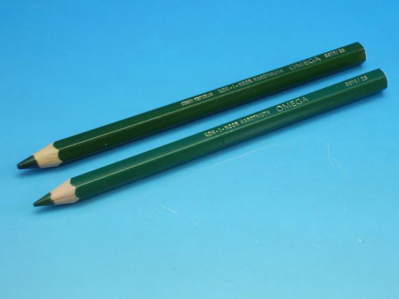 Pastelka 3370/26 zeleň tm.OK10