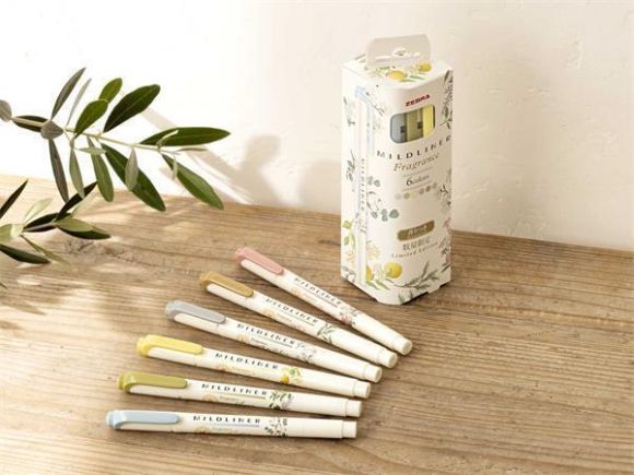 Sada zvýrazňovačů Mildliner Scented Fragrance, 6 barev, 1,4 - 4 mm, oboustranný, ZEBRA 82388 Sada zvýrazňovačů Mildliner Scented Fragrance, 6 barev, 1,4 - 4 mm, oboustranný, ZEBRA 82388
