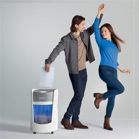 Skartovací stroj IQ OptiMax Small Office 350 P5, 8 listů, mikro řez, LEITZ 83590000 Skartovací stroj IQ OptiMax Small Office 350 P5, 8 listů, mikro řez, LEITZ 83590000