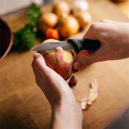 Nůž loupací Essential, 7 cm, FISKARS 1065580