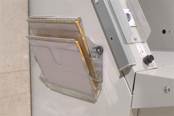 Držák na katalogy FLEXIPLUS 2, transparentní, na zeď, A4, na šířku, magnetický, DURABLE 1709022400 Držák na katalogy FLEXIPLUS 2, transparentní, na zeď, A4, na šířku, magnetický, DURABLE 1709022400
