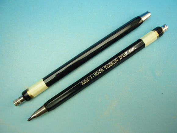 Tužka 5905 mechanická padací