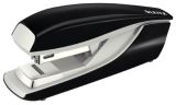 Kancelářský sešívač Leitz Nexxt 5505 / černá - 30 listů