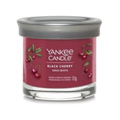 Svíčka Yankee Candle -  BLACK CHERRY