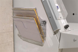 Držák na katalogy FLEXIPLUS 2, transparentní, na zeď, A4, na šířku, magnetický, DURABLE 1709022400